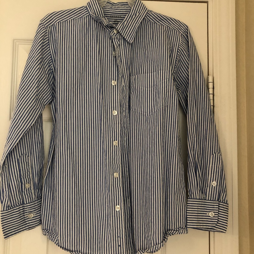 A long sleeve button up shirt